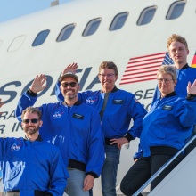 Torsten Studier, Florian Rüth, Volker John, Rita Isenmann und Aaron Grießbaum verabschieden sich zu ihrem SOFIA-Flug.