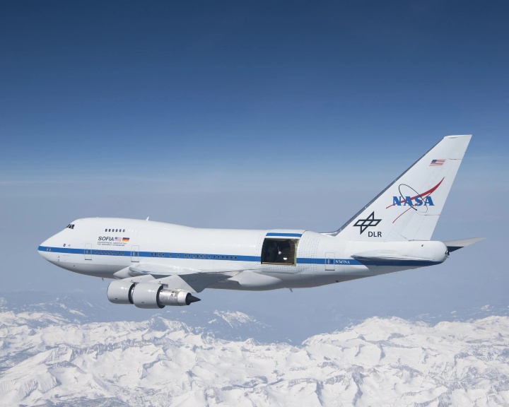 In November 2021, the extremely reactive oxygen atoms in the atmosphere of Venus were detected directly for the first time. The measurements were carried out with the upGREAT spectrometer on board the Stratospheric Observatory for Infrared Astronomy (SOFIA).